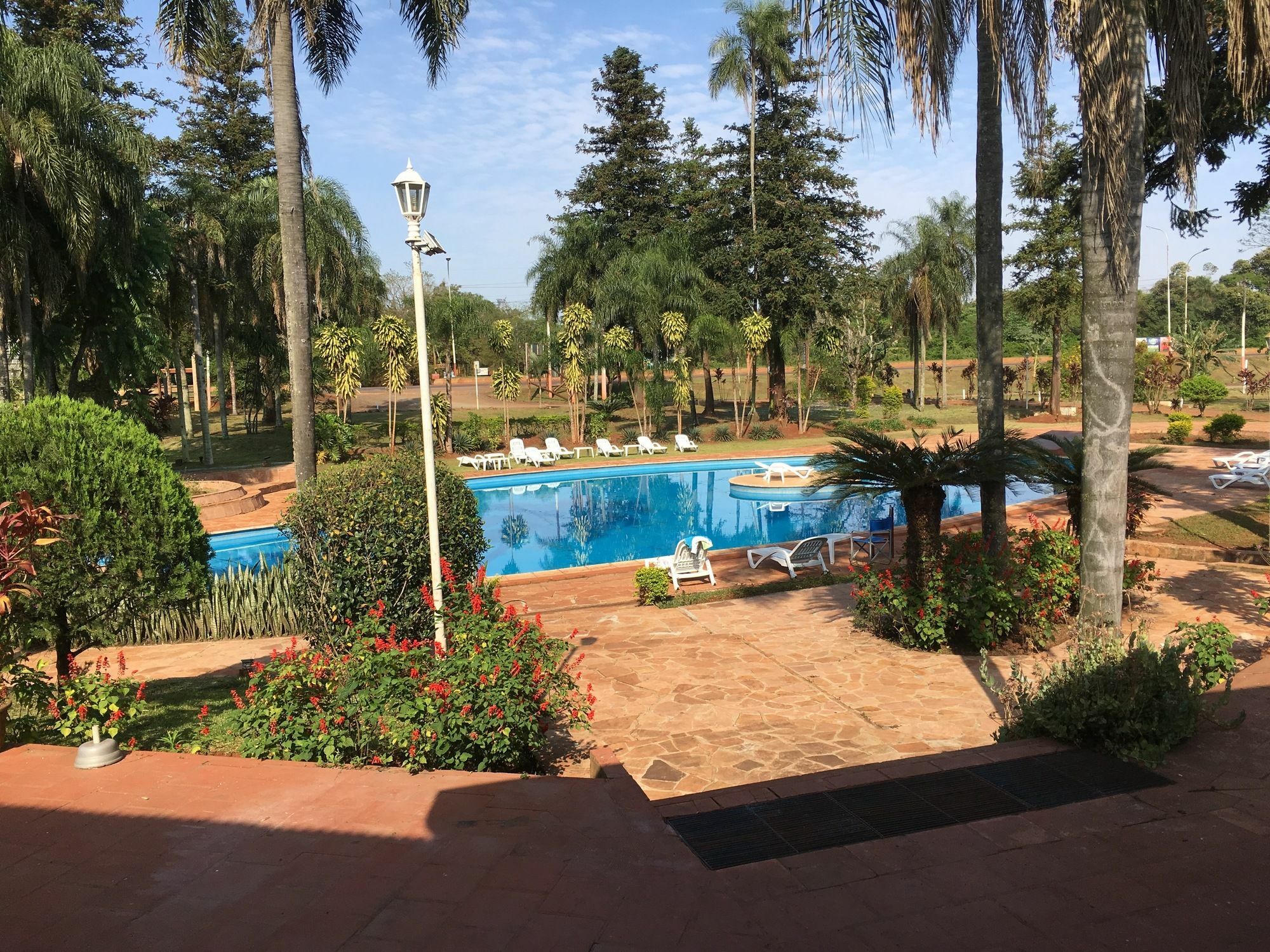 Tangoinn Club Iguazu Party Luxury Hostel Puerto Iguazu Bagian luar foto