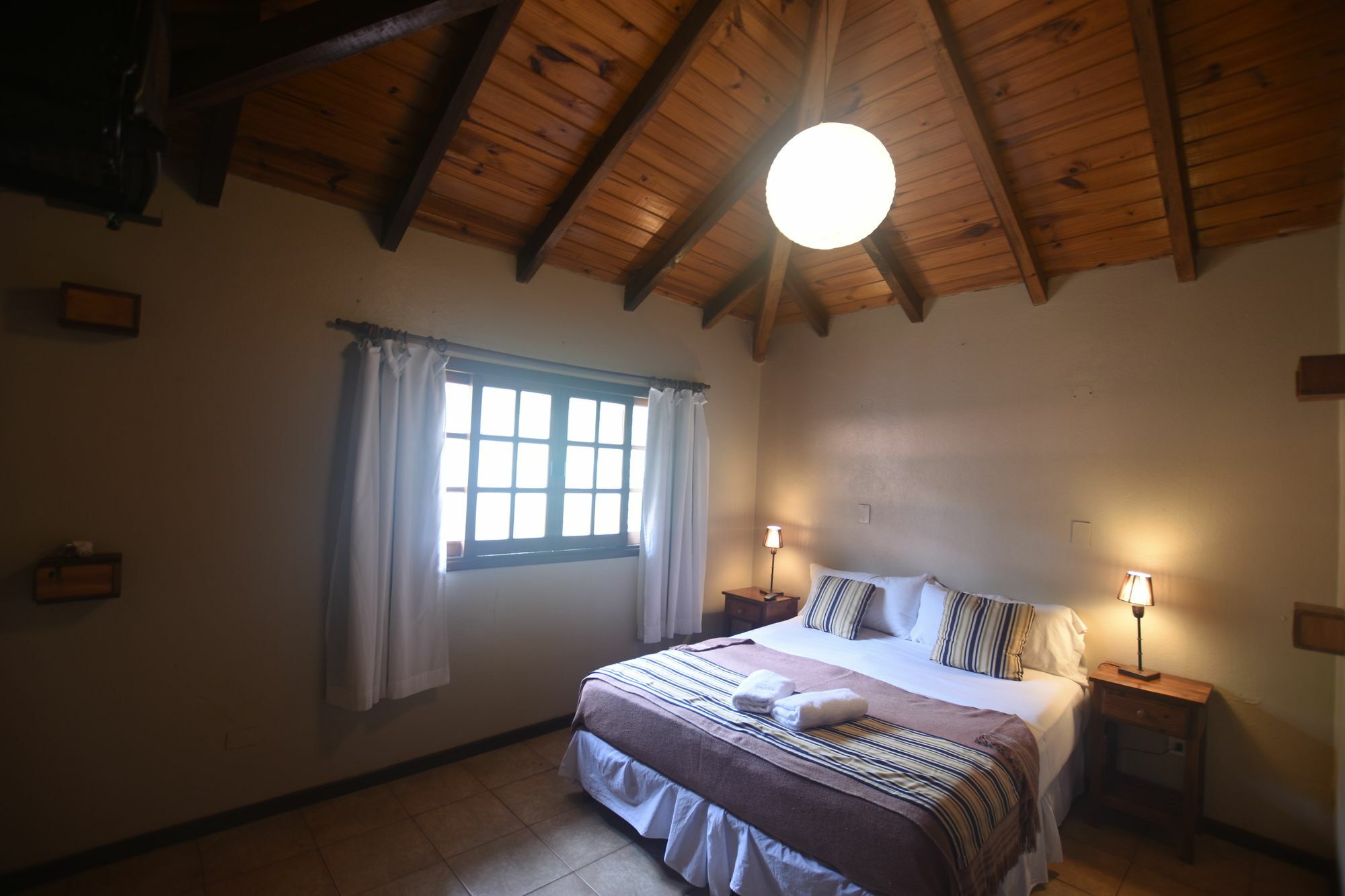 Tangoinn Club Iguazu Party Luxury Hostel Puerto Iguazu Bagian luar foto